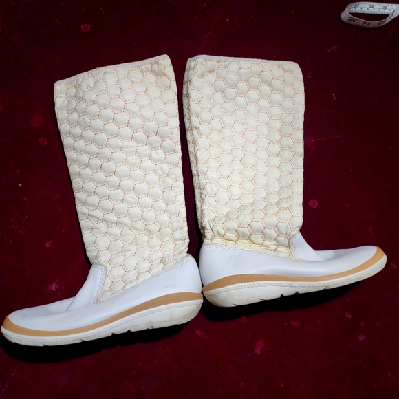 Timberland Kickadillaquilt Women’s Boots 👢 - Picture 3 of 10